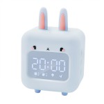 USB充電卡通淘氣兔自動(dòng)對時(shí)智能鬧鐘